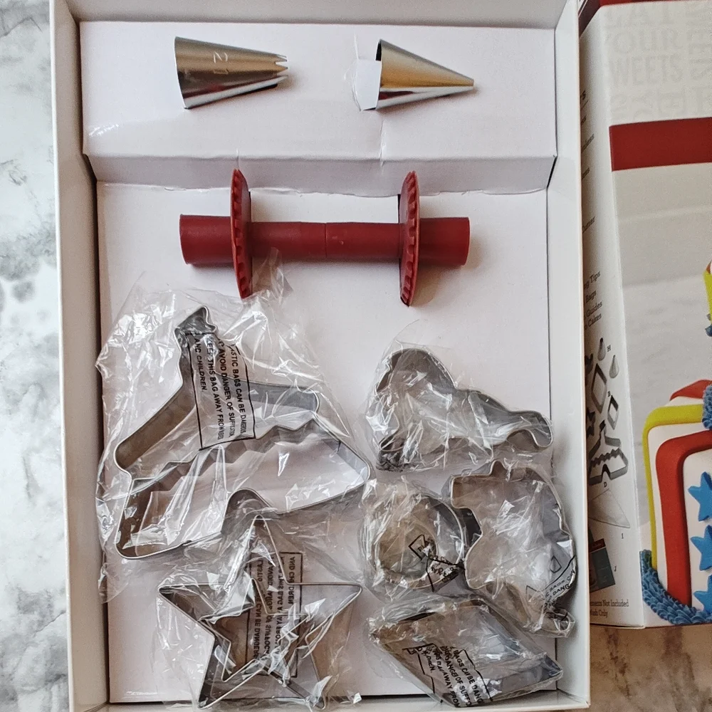 Cake Boss Circus Cake Kit